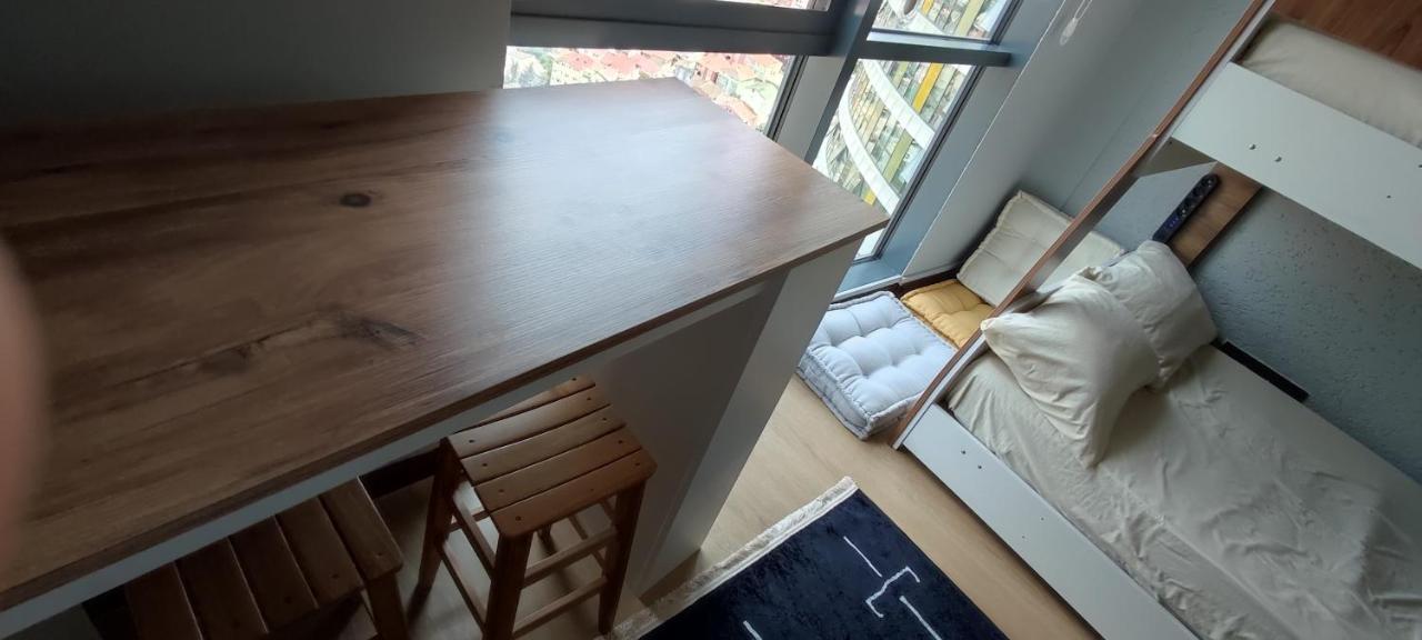 Studyo At High Flat Appartement Istanboel Buitenkant foto